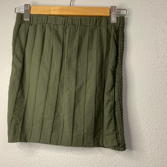 Two piece set 💚 - Picture 4 of 4